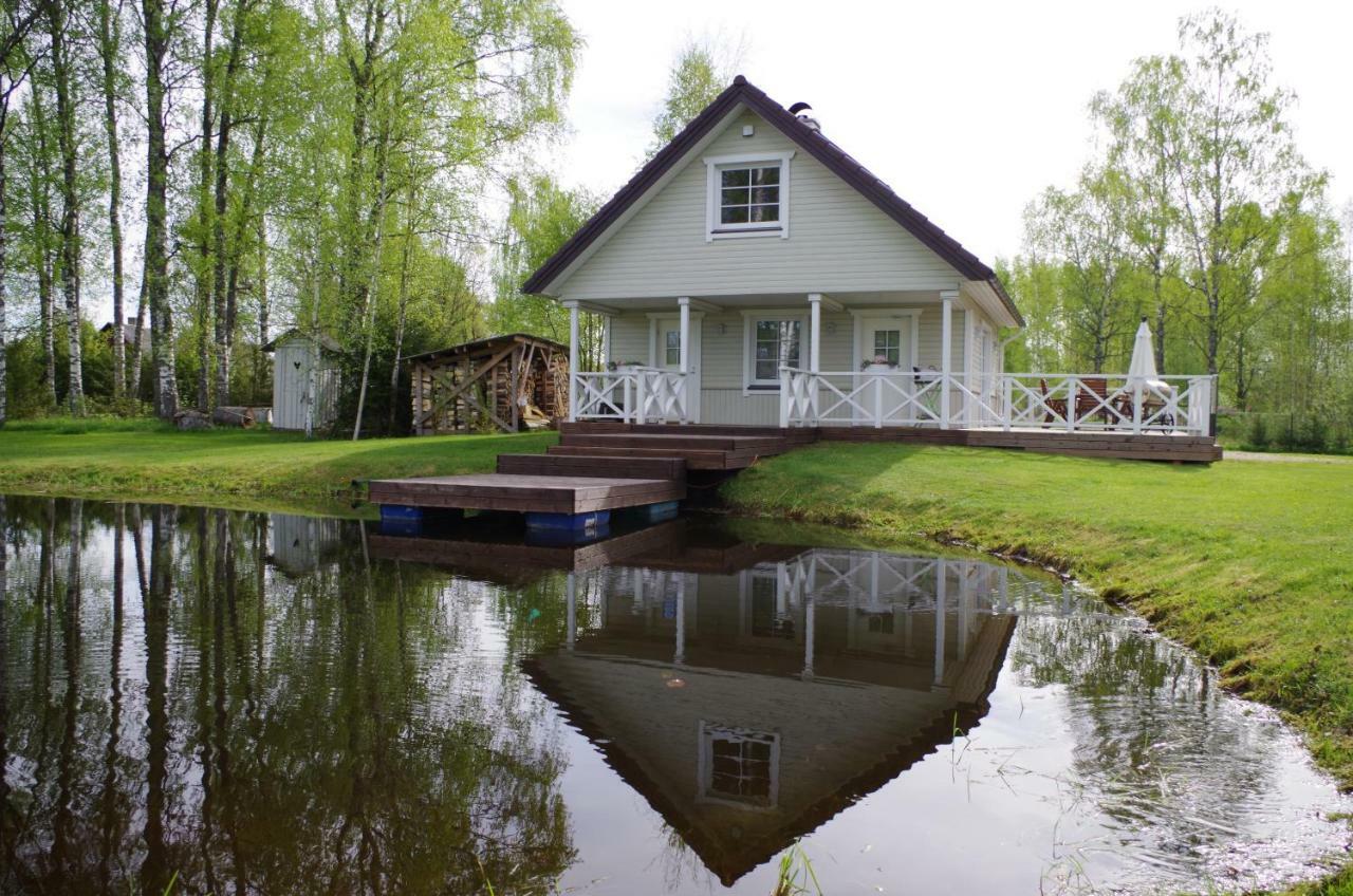 Oeoebiku Holiday House Antsla Экстерьер фото